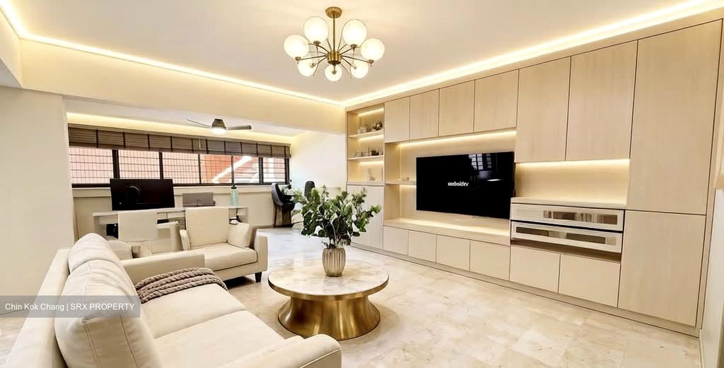 Blk 654 Hougang Avenue 8 (Hougang), HDB Executive #556111791